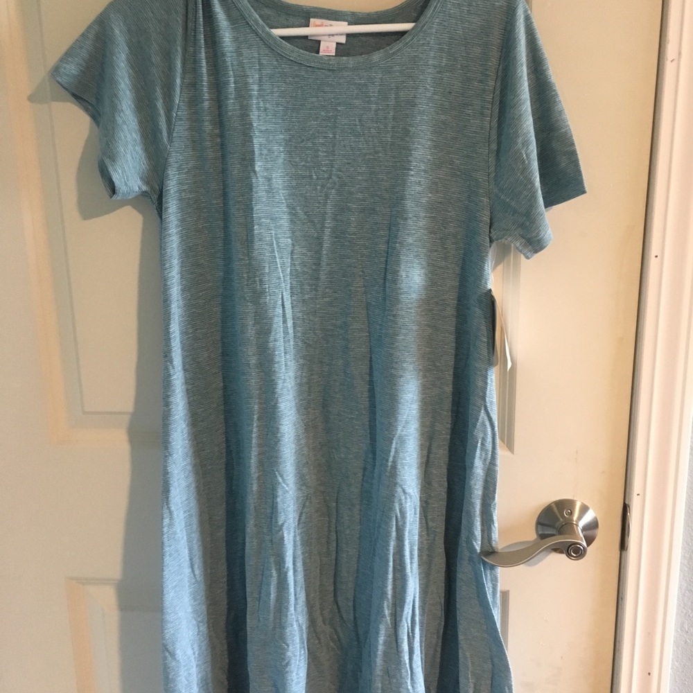 LuLaRoe NWT Carly. Blue